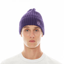 Load image into Gallery viewer, KNIT HAT WITH CLEAN 2 TONE SHIMUCHAN LOGO IN IRIS