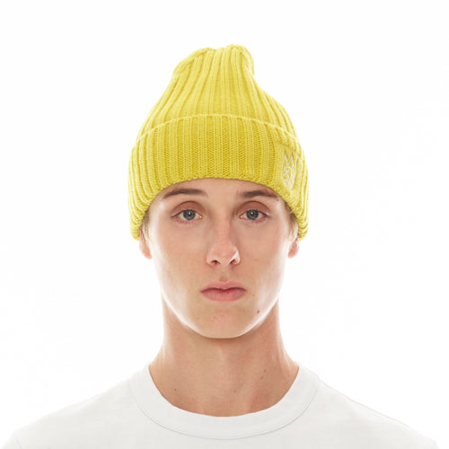 KNIT HAT WITH CLEAN 2 TONE SHIMUCHAN LOGO IN CANARY