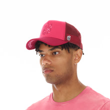 Load image into Gallery viewer, CLEAN LOGO MESH BACK TRUCKER CURVED VISOR IN VINTAGE RED