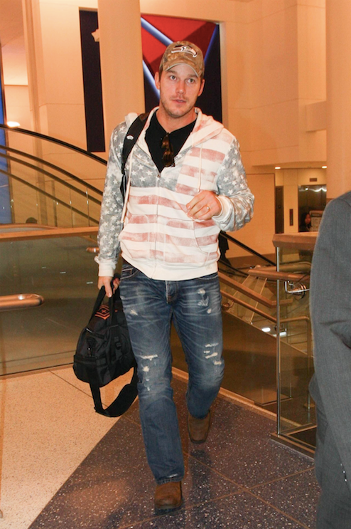 CHRIS PRATT ROCKS HIS FAVORITE CULT OF INDIVIDUALITY JEANS