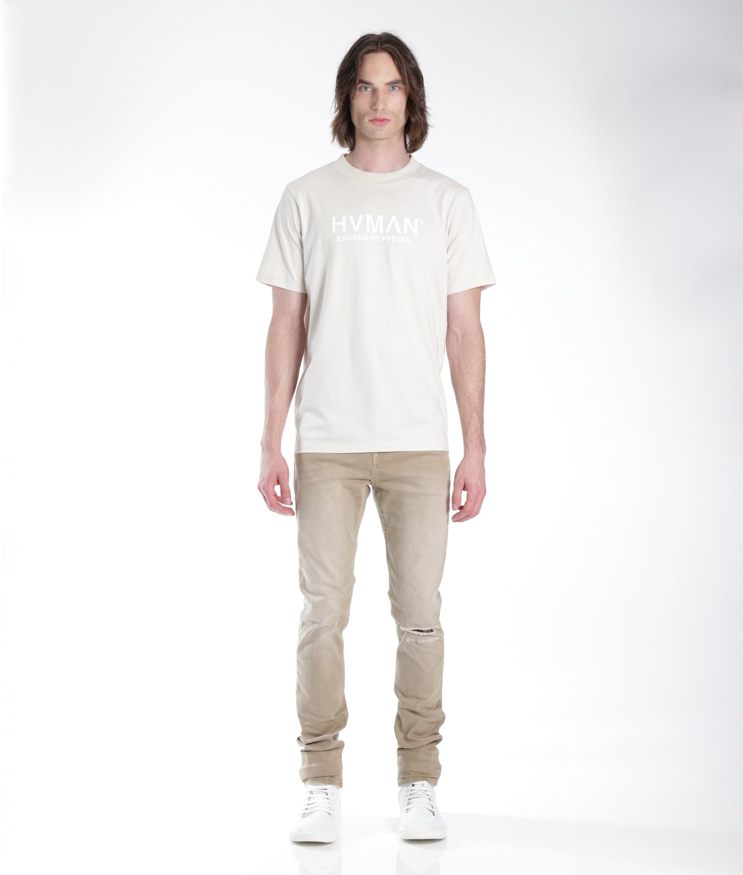 HVMAN BASIC LOGO TEE IN CREAM