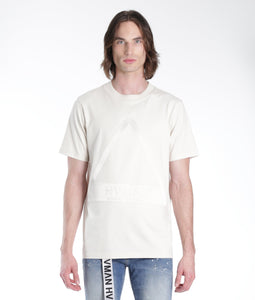 NOVELTY TEE OVERSIZED TRIANGLE EMBROIDERY IN CREAM