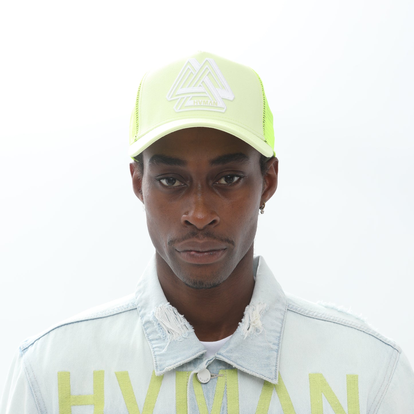 TRIANGLE LOGO MESH TRUCKER CAP IN LUMINARY GREEN