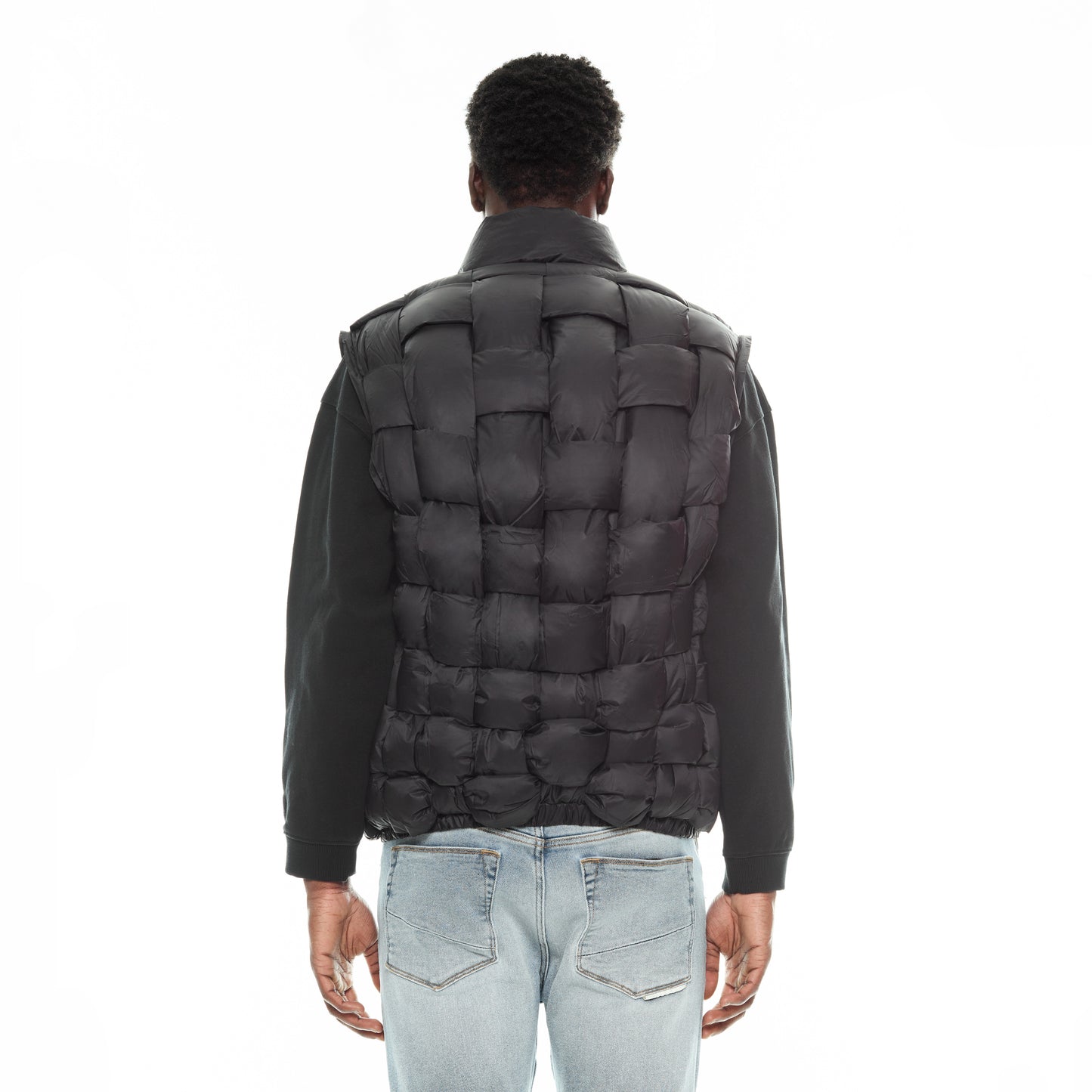 QUILTED NYLON PUFFER JACKET IN BLACK