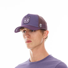 Load image into Gallery viewer, CLEAN LOGO MESH BACK TRUCKER CURVED VISOR IN IRIS