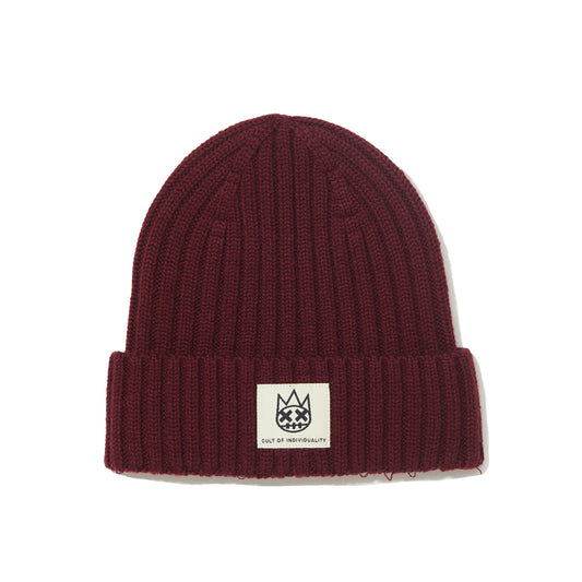 SHIMUCHAN LOGO KNIT HAT IN VINTAGE MERLOT