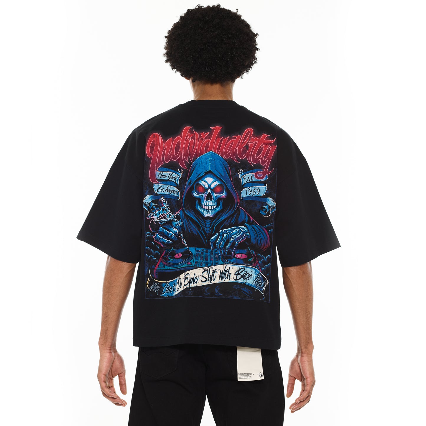 Cult's Oversized Heavyweight Boxy Fit Short Sleeve Crew Neck Tee "Epic Shit" in Black