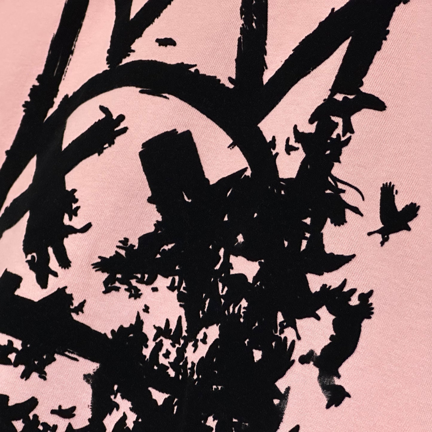 Cult's Oversized Heavyweight Boxy Short Sleeve Crew Neck Tee "Flocking Birds" in Silver Pink