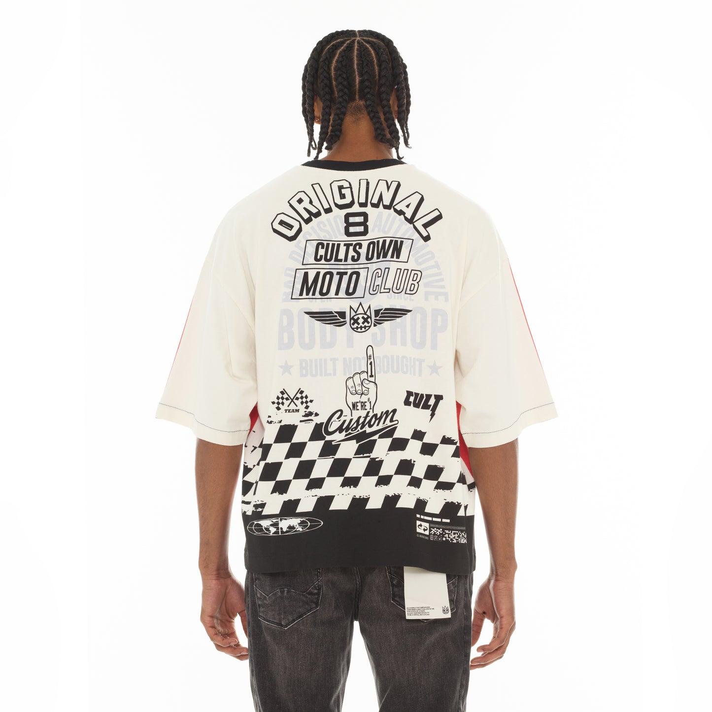 Cult's Oversized Short Sleeve Crew Neck Tee "Racer" in Winter White