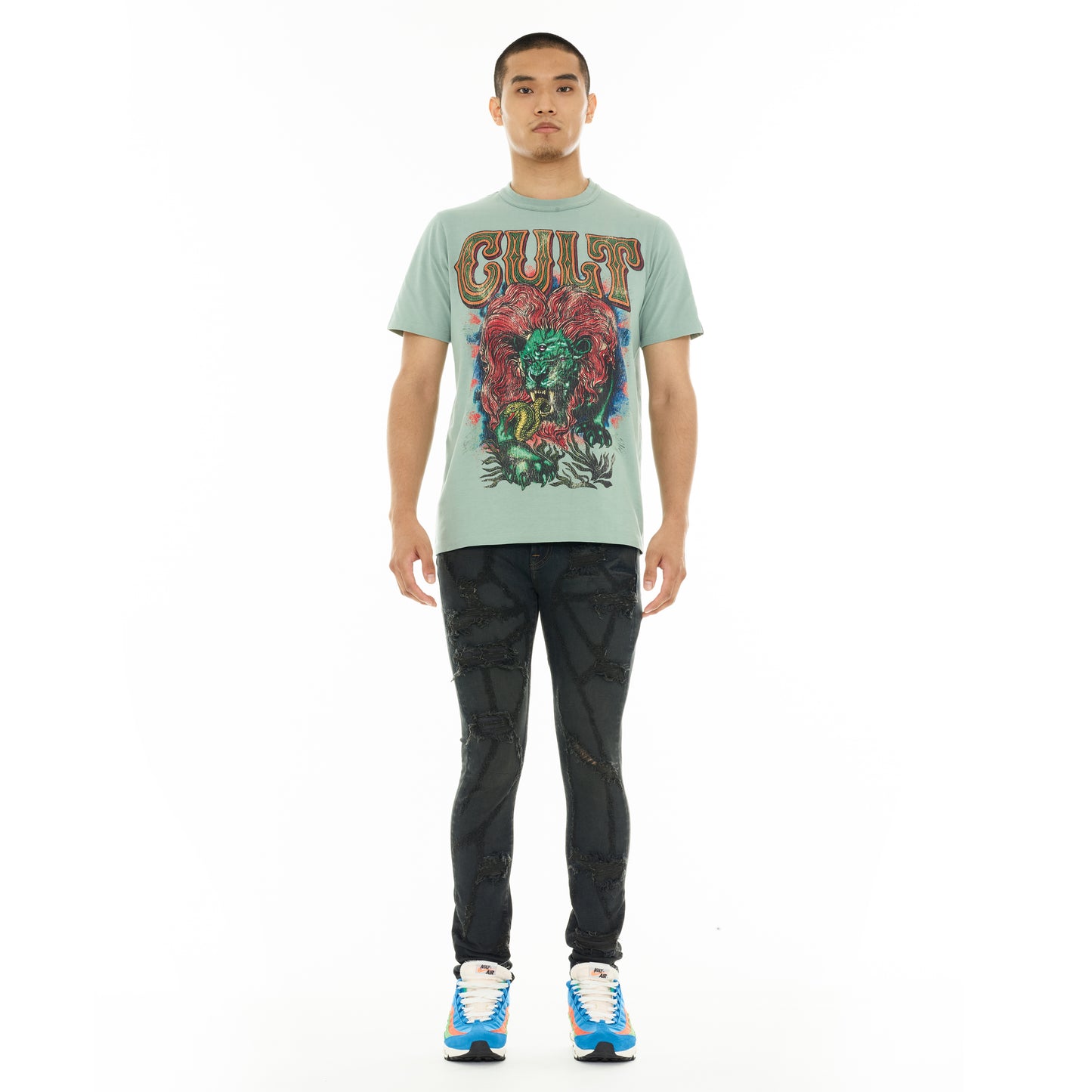 Cult's Heavyweight Short Sleeve Crew Neck Tee "Lion" in Granite Green