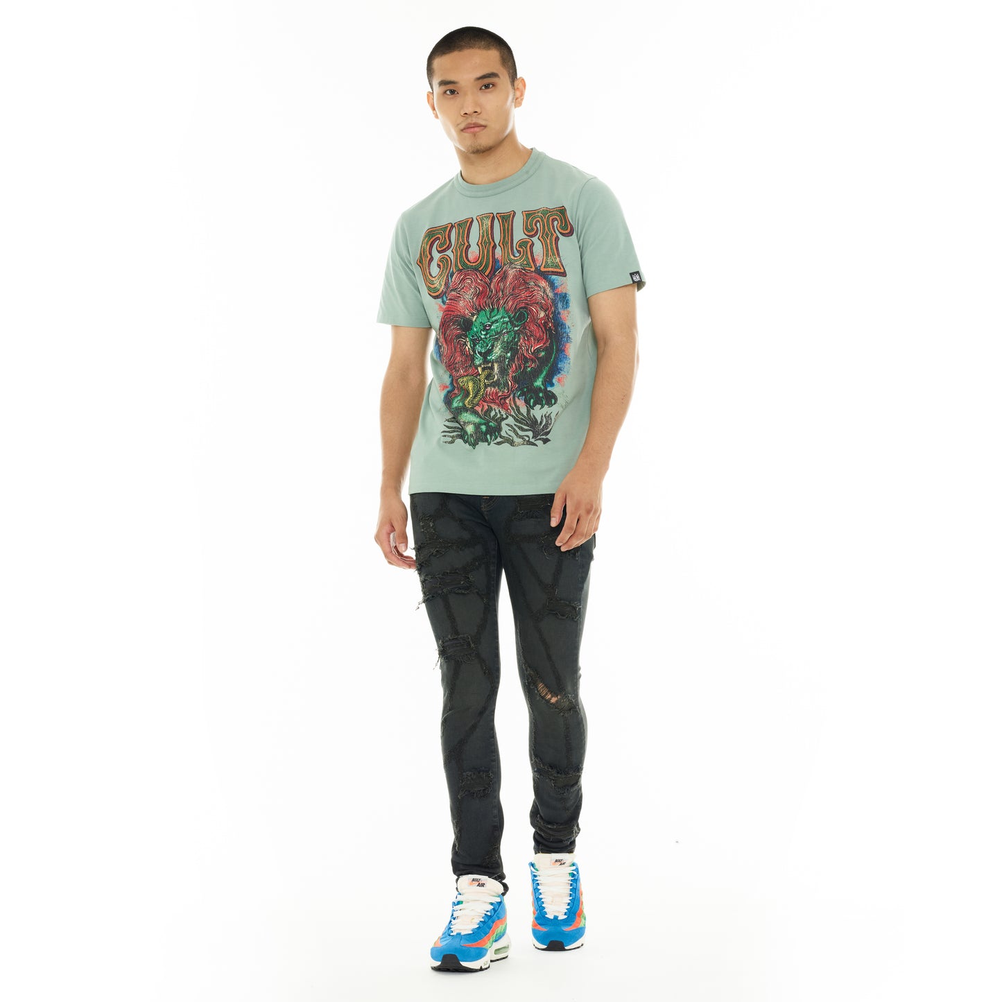 Cult's Heavyweight Short Sleeve Crew Neck Tee "Lion" in Granite Green