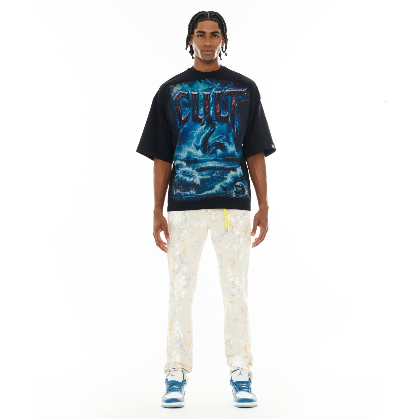 Cult's Oversized Short Sleeve Crew Neck Tee "Sea Of Sorrow" in Black