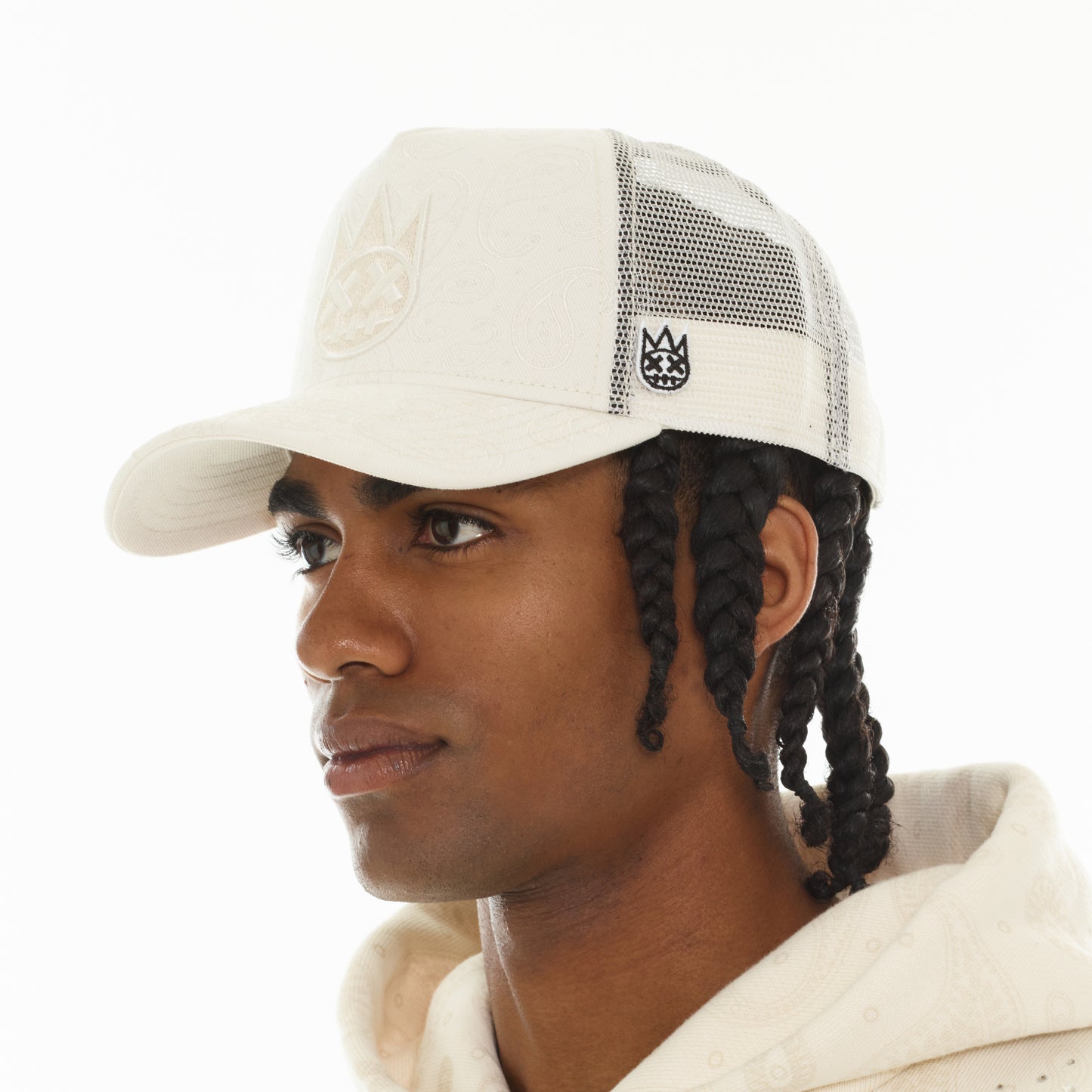 Cult's Mesh Back Trucker Hat "Paisley" In Winter White