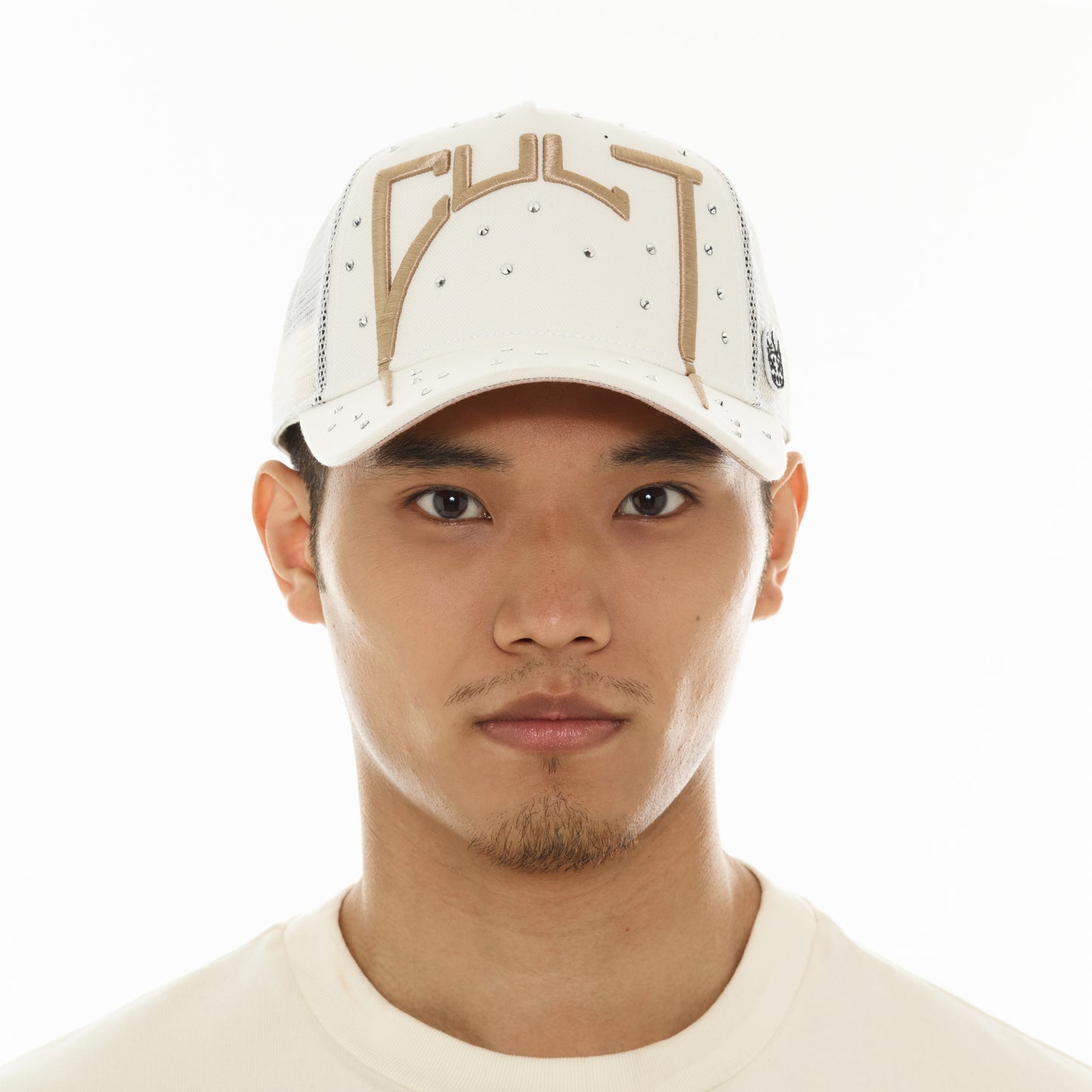 Cult's Mesh Back Trucker Hat "Cult Arch Logo" In Winter White