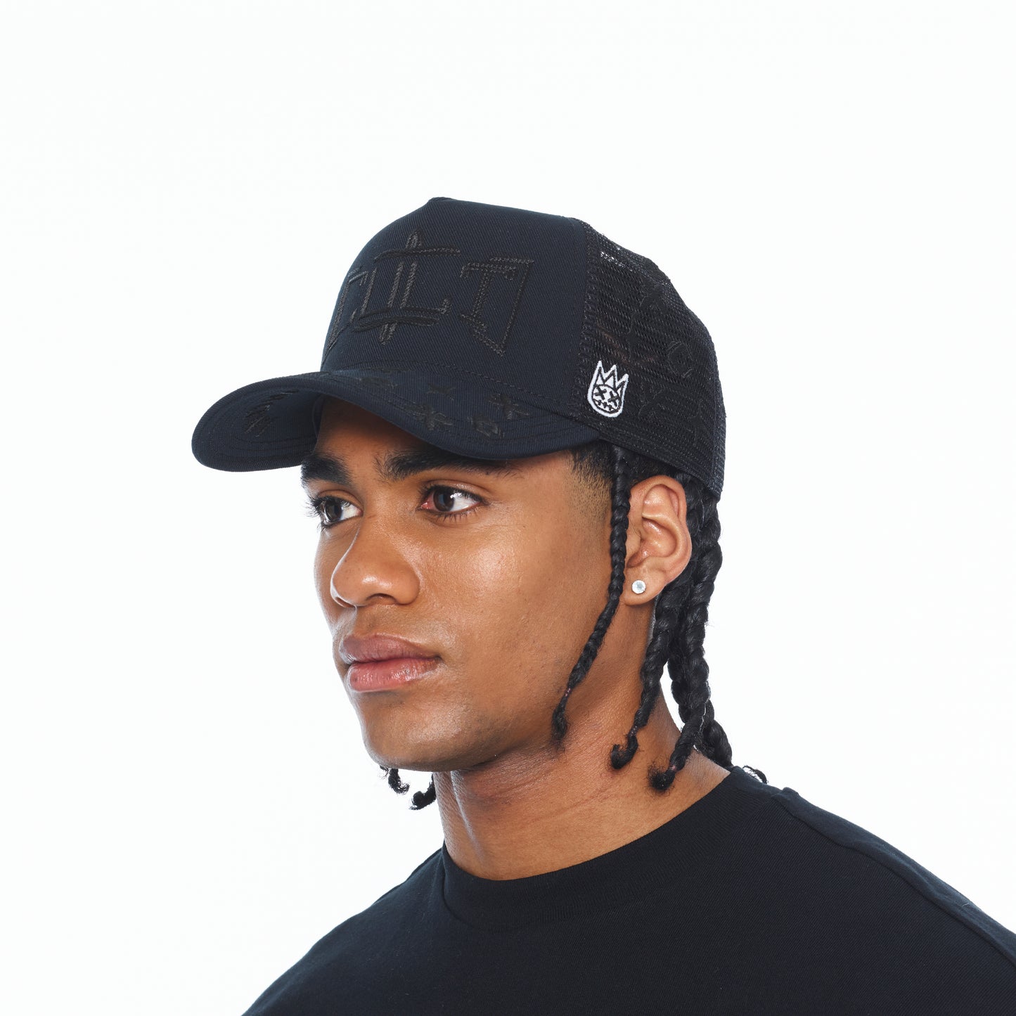 Cult's Mesh Back Trucker Hat "Rope Logo" In Black