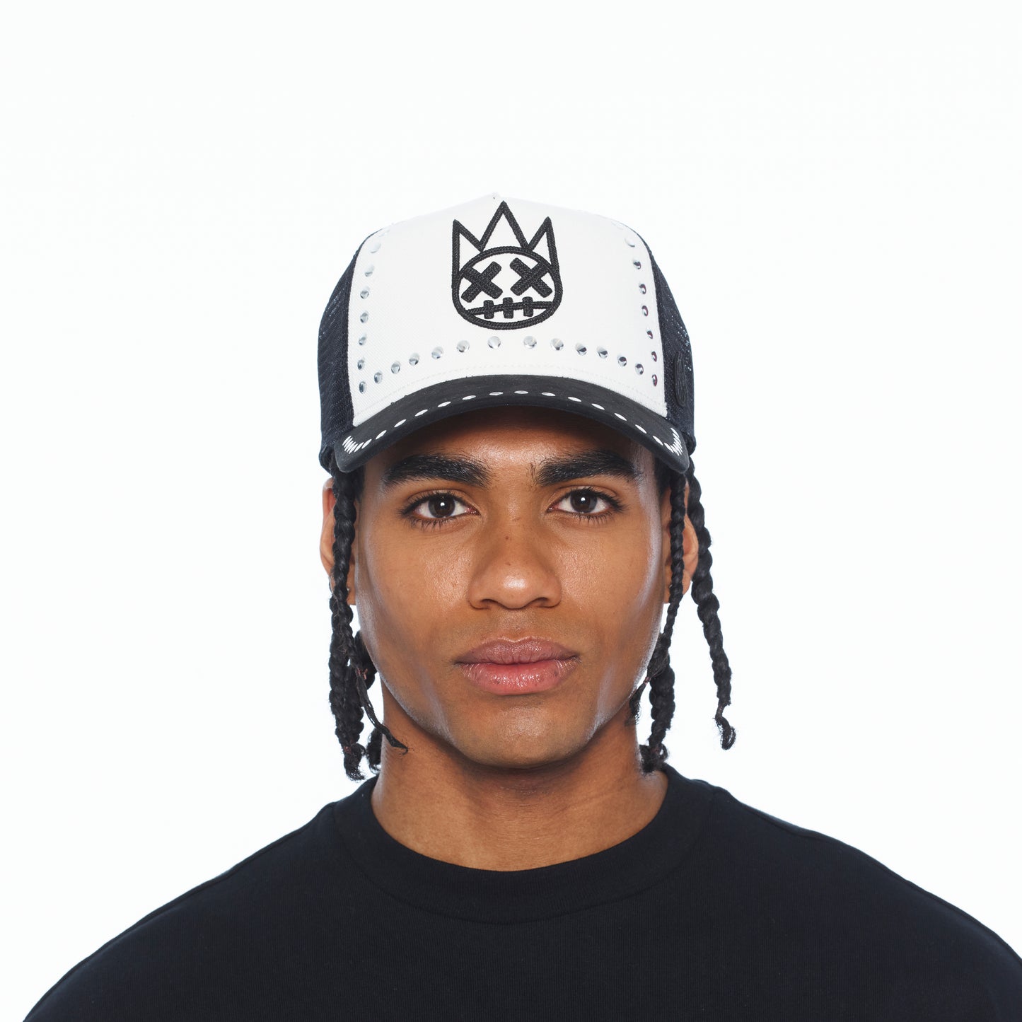 Cult's Mesh Back Trucker Hat "Divine Sounds" In Black/White