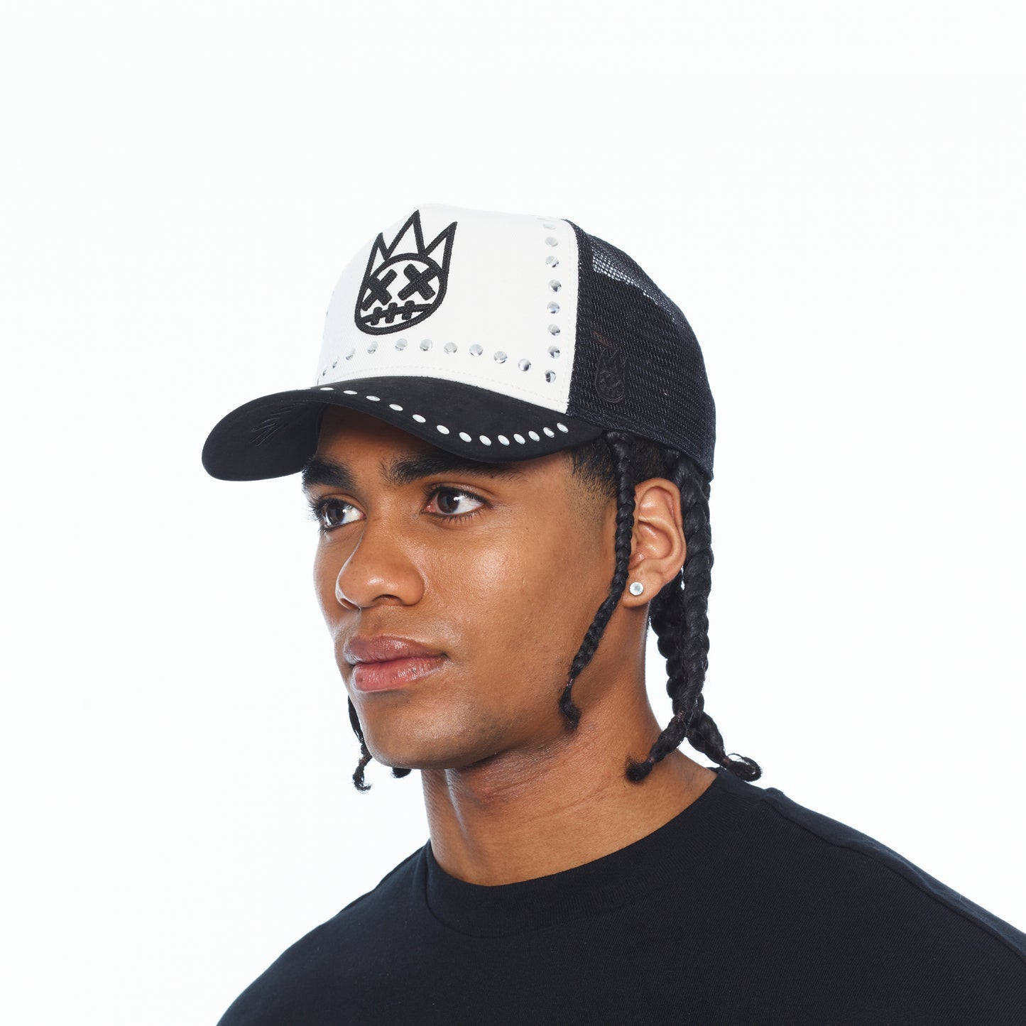 Cult's Mesh Back Trucker Hat "Divine Sounds" In Black/White