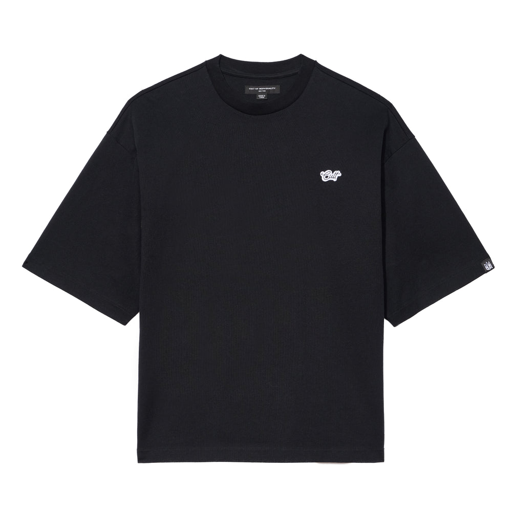 Cult's Oversized Short Sleeve Crew Neck Tee In Black